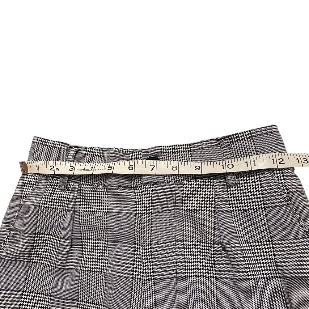 Forever 21 Women's Plaid Cargo Joggers Black and White Trousers Small - Picture 8 of 11